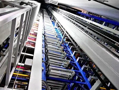 Tote-Shuttle-Roboterregale